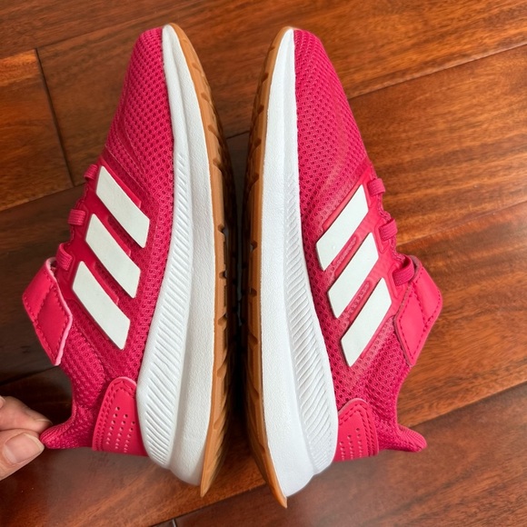 Adidas Kids Sneakers in Bold Pink and White size 11k - Picture 6 of 10